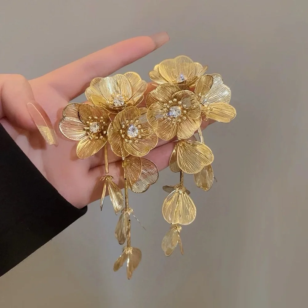 3/$20 Gold Intricate Detail Chandelier Flower Dangling Drop Earrings